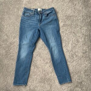 Universal Thread Blue Skinny Jeans Timeless Style